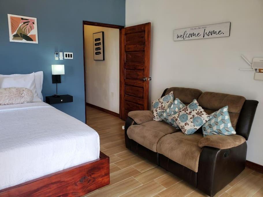 'The Solace' New Luxury Modern 1Bed 1Bath Apt. Portmore Εξωτερικό φωτογραφία