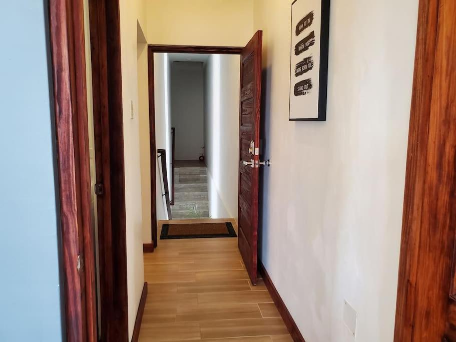 'The Solace' New Luxury Modern 1Bed 1Bath Apt. Portmore Εξωτερικό φωτογραφία